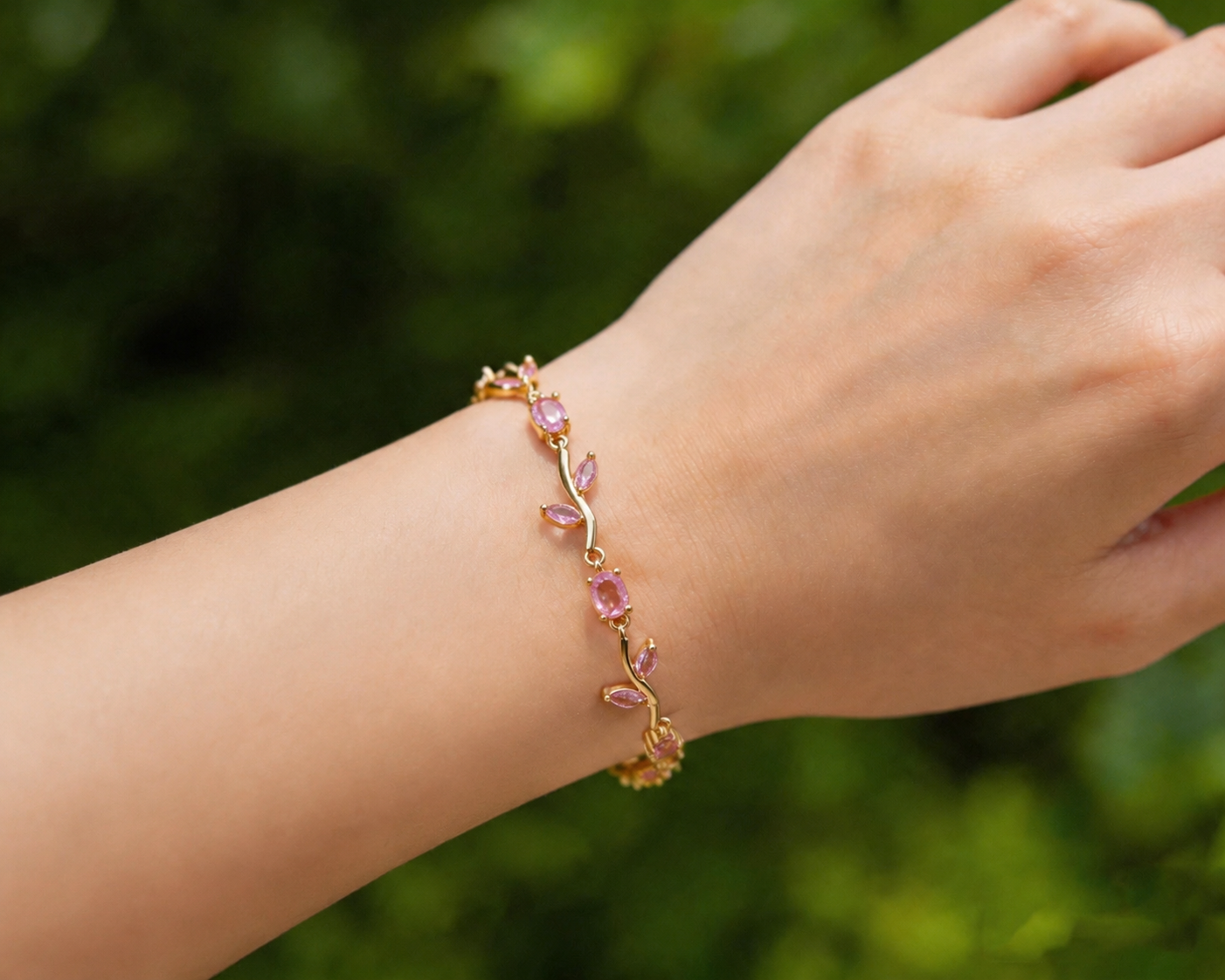 Women's Tulip Floral Floral Bracelet, Coquette Flower Bracelet, Crystals Bracelet, Gift for Her